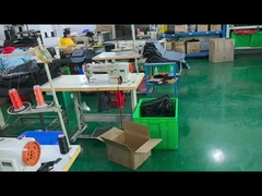 Zkładany ładowarka słoneczna 4 Fold rozkładany rozmiar 1670*500*5MM Zkładany rozmiar 440*500*50MM Must have for travel