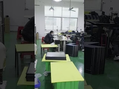 Czarny złożony worek słoneczny z prądem krótkoobiegu 13,3A i wodoodporną funkcjonalnością